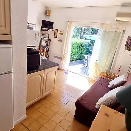 Six-fours-les-plages, 3 Pièces, 4 Personnes - Fr-1-316-40 *