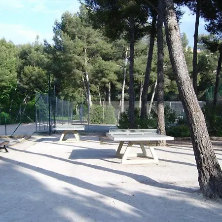 Maison T3 Climatisee Avec Jardin, Piscine, Tennis, Parking Prive, A 200m Des Plages Et Commerces - Fr-1-316-40 *